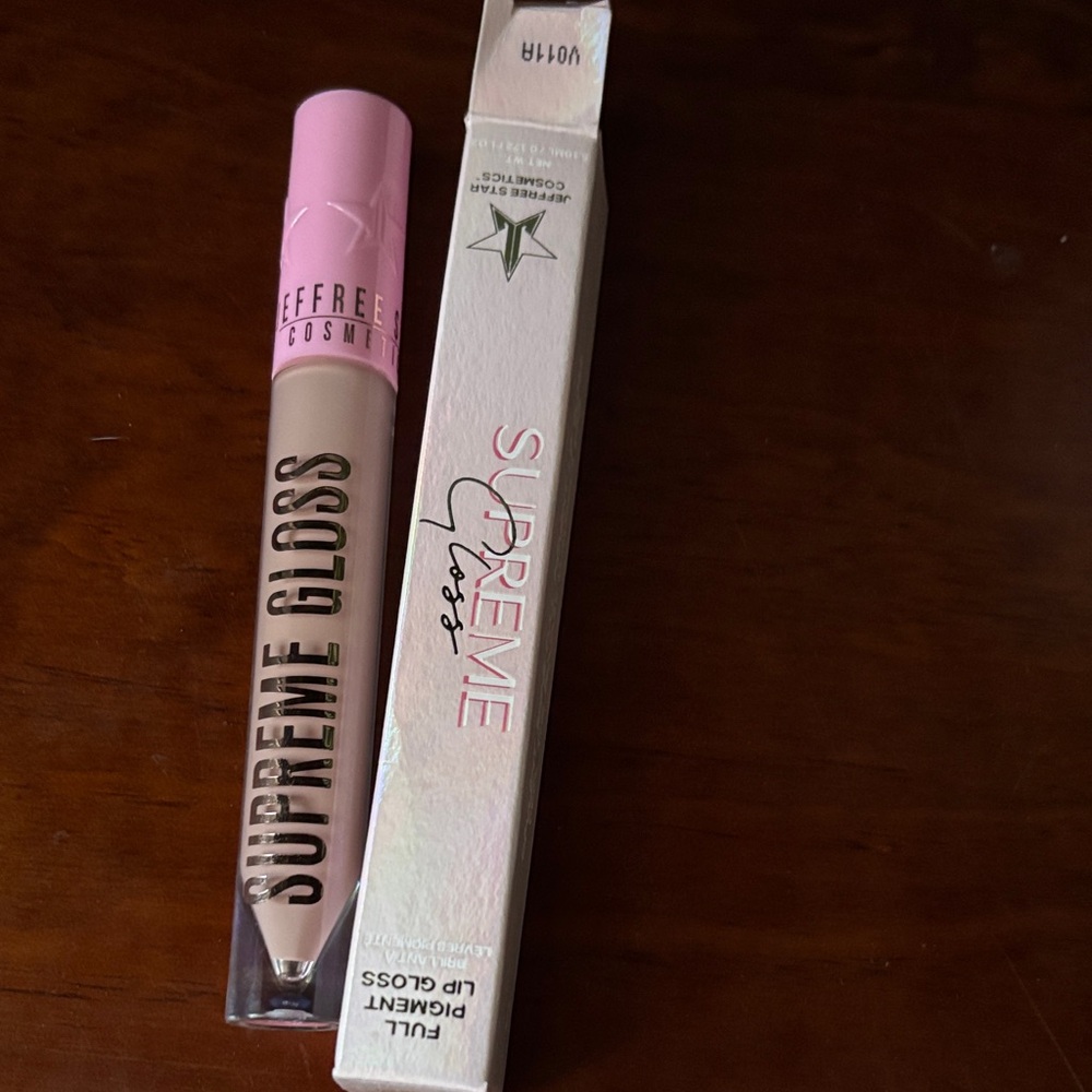 Jeffree Star Supreme Gloss - blow my candles